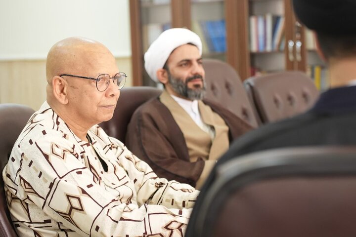 حضور پروفسور فرید اسحاق، اسلام‌شناس برجسته و استاد دانشگاه هاروارد در دانشگاه باقرالعلوم(ع) در قم