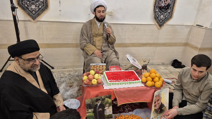 تصاویر/ دورهمی یلدایی طلبگی مدرسه علمیه آیت‌الله مصطفوی(ره) کاشان