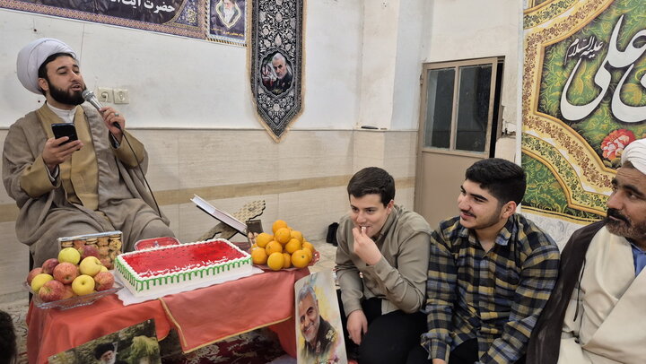 تصاویر/ دورهمی یلدایی طلبگی مدرسه علمیه آیت‌الله مصطفوی(ره) کاشان