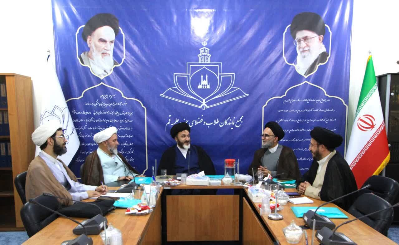 بررسی مصوبات و برنامه‌های پیش‌روی هیأت رئیسه مجمع نمایندگان طلاب