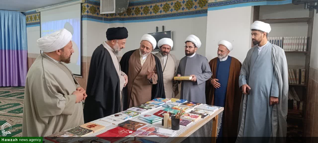 آموزش بدون پژوهش، حوزه را از تولید علم بازمی‌دارد