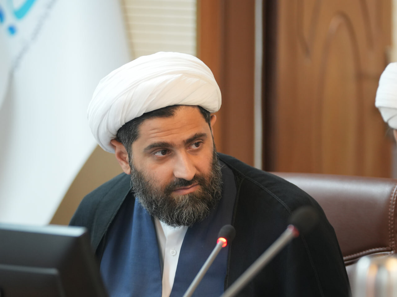 باید از تدبر قرآنی برای هجوم به مبانی غلط غربی استفاده کرد