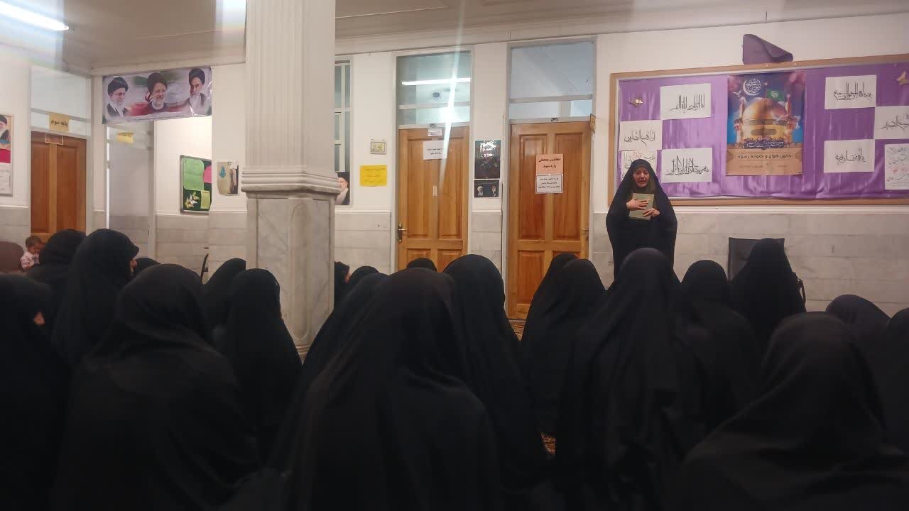 برگزاری دوره «بینش ولایی» با هدف ارتقاء توانمندی‌تبلیغی طلاب در مدرسه معصومیه یزد