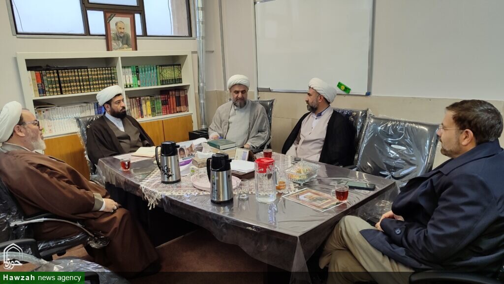 جلسه شورای هماهنگی حفظ آثار روحانیت در انقلاب و دفاع مقدس برگزار شد + تصاویر