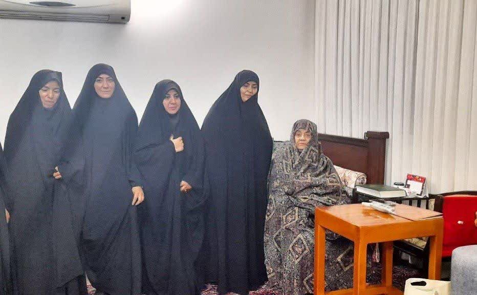 دیدار با مادر شهید طلبه محمدمهدی یعقوب‌زاده در آستانه شب یلدا