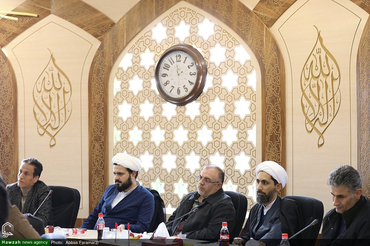 وحدت حوزه و دانشگاه نیازمند ورود به عرصه‌های نوین علمی است/ حب وطن؛ پیوند ایمان و هویت ملی