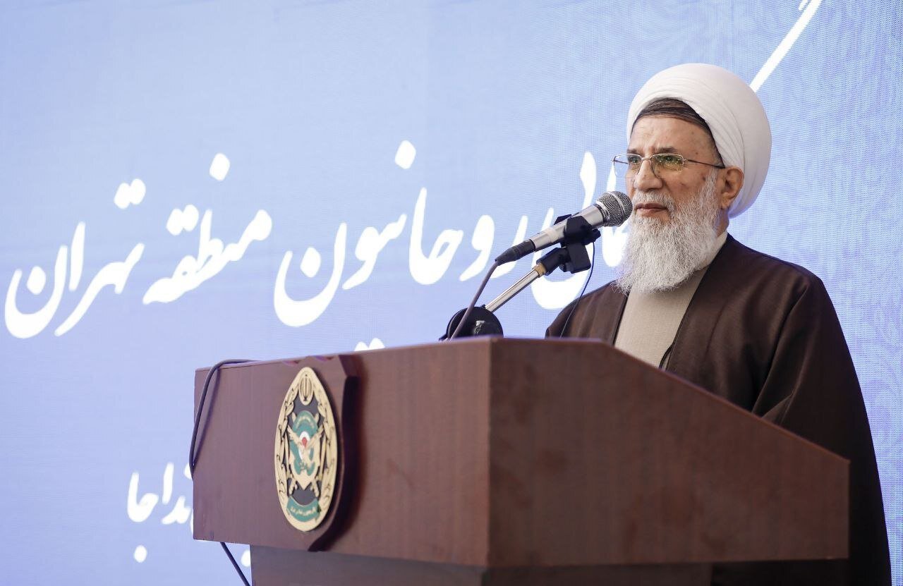 روحانیت در خط مقدم جهاد فرهنگی و معنوی نیروهای مسلح قرار دارد