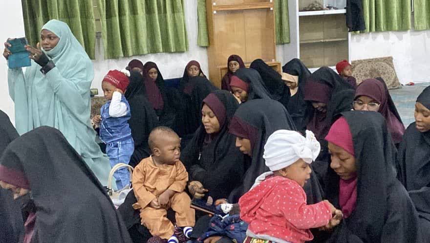 'Yan'uwa mata na Cibiyar Albasira sun Shirya Mauludin Sayyida Zahra (SA)