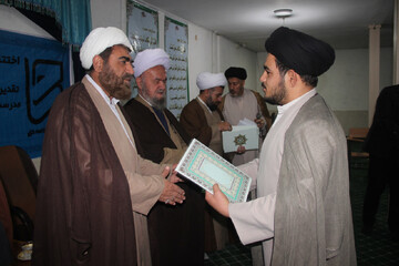 تصاویر / مراسم اختتامیه جشنواره مدرسه‌ای علامه حلی(ره) در تاکستان