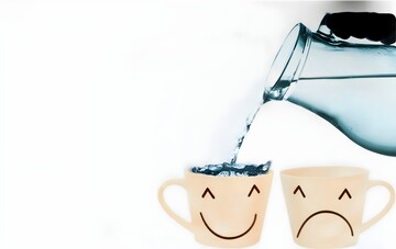 اگر خدا روزی‌دهنده است، چرا کارفرما تعیین‌کننده حقوق ماست؟