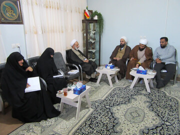 تأکید بر نقش بانوان حوزوی در امتداد اجتماعی انقلاب