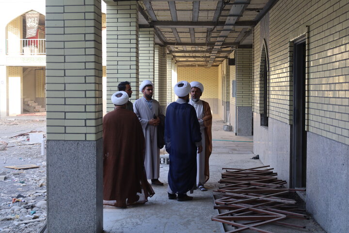 تصاویر/ بازدید مدیر حوزه علمیه استان از مدرسه علمیه امام علی (ع) میناب