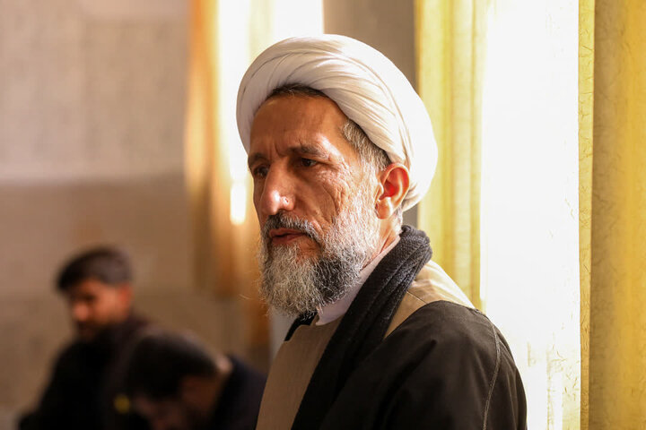 تصاویر / حضور امام جمعه قزوین در دبیرستان متوسطه اول  شهید تهرانی مقدم