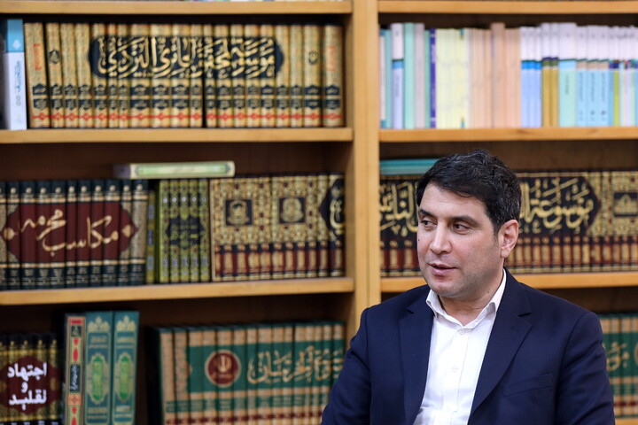 تصاویر/ دیدار استاندار کردستان با آیت الله اعرافی