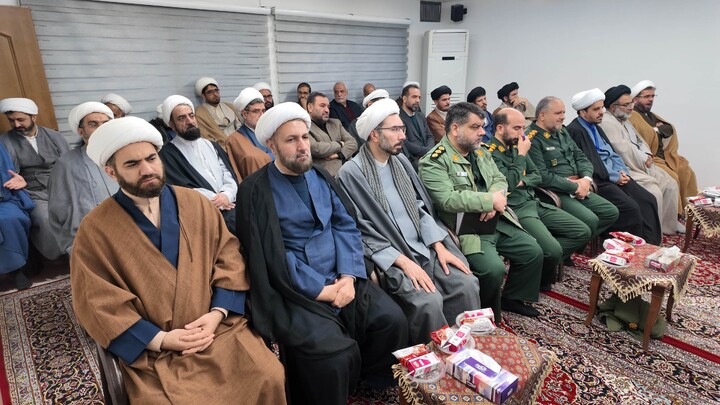 تصاویر|دیدار رابطین مناطق ده‌گانه امور مساجد اصفهان با امام جمعه اصفهان