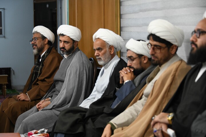 تصاویر|دیدار رابطین مناطق ده‌گانه امور مساجد اصفهان با امام جمعه اصفهان