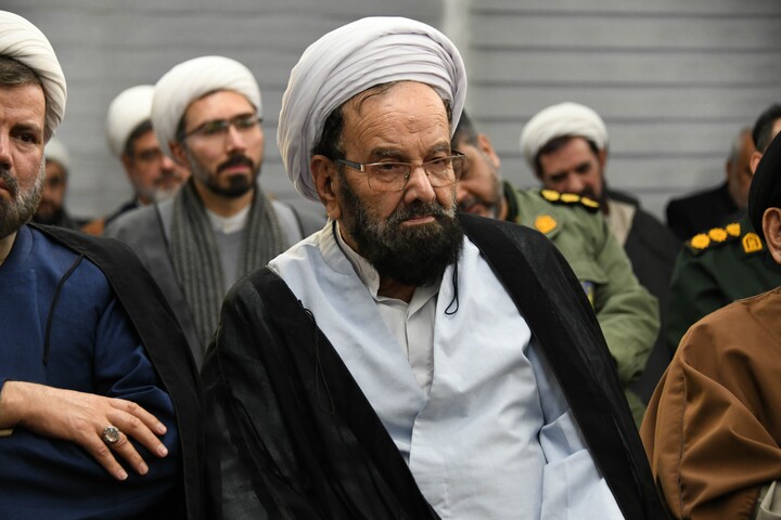 تصاویر|دیدار رابطین مناطق ده‌گانه امور مساجد اصفهان با امام جمعه اصفهان