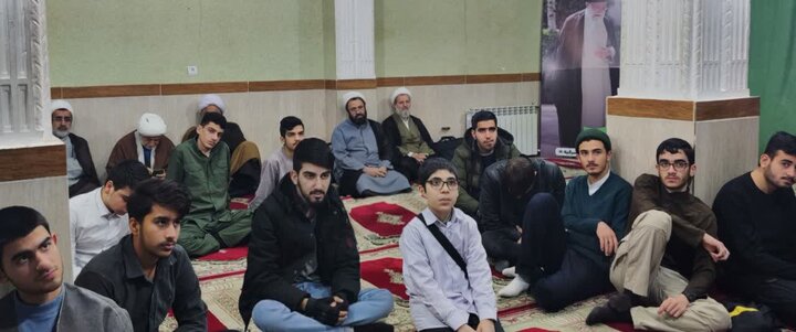 درس اخلاق مدرسه علمیه جلالیه آستانه اشرفیه برگزار شد