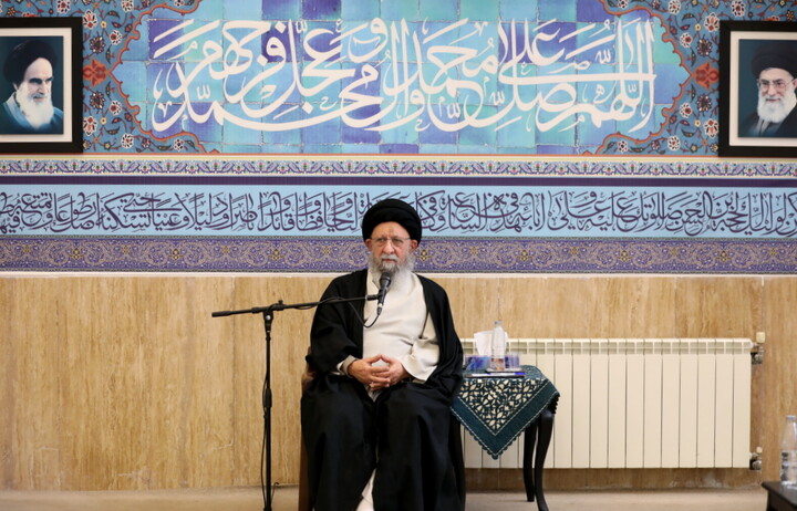 وحدت حوزه و دانشگاه