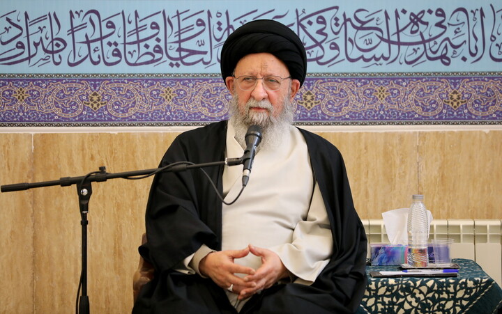 وحدت حوزه و دانشگاه