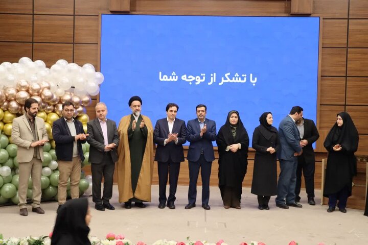 تصاویر/ تقدیر امام جمعه شهریار از نخبگان و پژوهشگران جوان