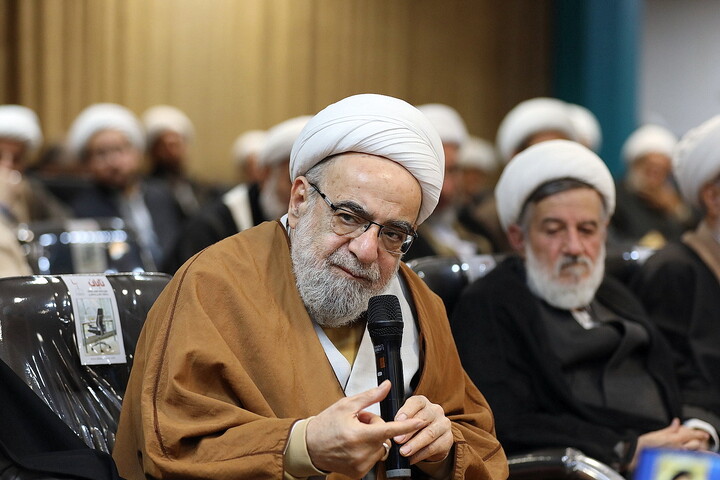 تصاویر/ نشست اساتید کلام حوزه‌های علمیه با حضور آیت الله اعرافی