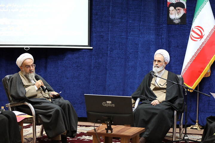 تصاویر/ نشست اساتید کلام حوزه‌های علمیه با حضور آیت الله اعرافی