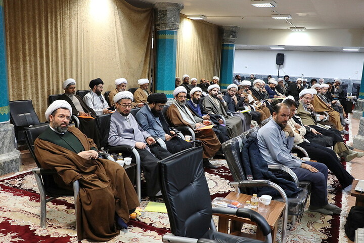 تصاویر/ نشست اساتید کلام حوزه‌های علمیه با حضور آیت الله اعرافی