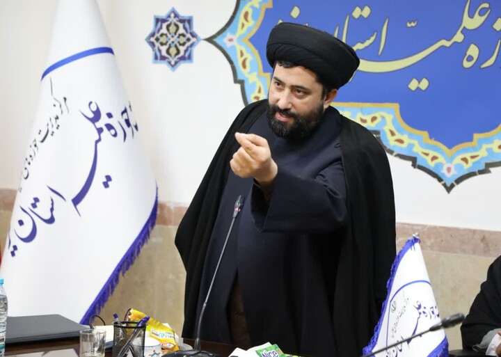 تصاویر/ اجلاسیه فصلی مدیران و معاونین مدارس علمیه استان یزد با حضور مدیر حوزه علمیه استان برگزار شد