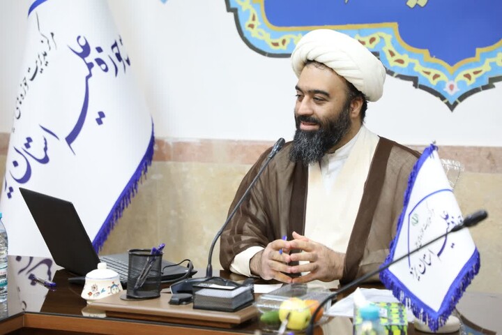 تصاویر/ اجلاسیه فصلی مدیران و معاونین مدارس علمیه استان یزد با حضور مدیر حوزه علمیه استان برگزار شد