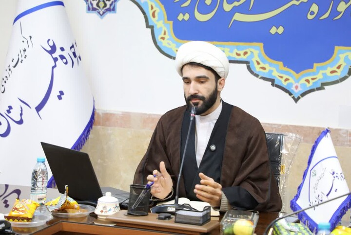 تصاویر/ اجلاسیه فصلی مدیران و معاونین مدارس علمیه استان یزد با حضور مدیر حوزه علمیه استان برگزار شد