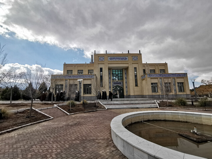 تصاویر| نماز جماعت دانشگاه بیرجند با حضور دبیر شورای عالی انقلاب فرهنگی