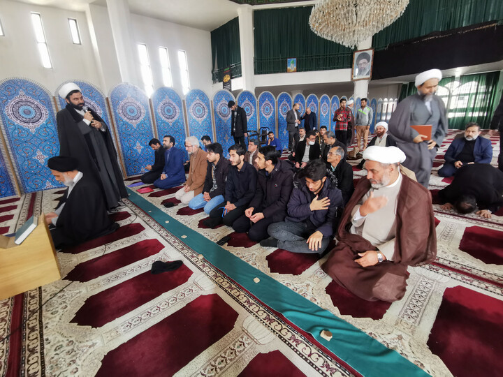 تصاویر| نماز جماعت دانشگاه بیرجند با حضور دبیر شورای عالی انقلاب فرهنگی