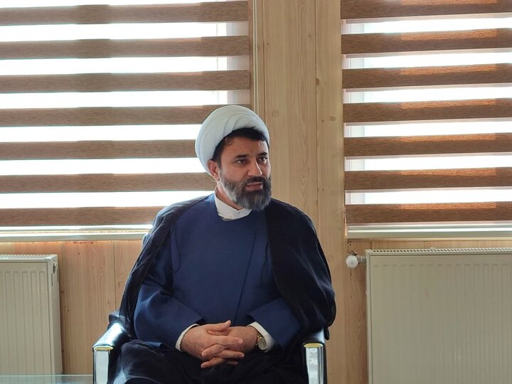 تصاویر/ دیدار مدیر حوزه علمیه  کردستان با فرماندار قروه