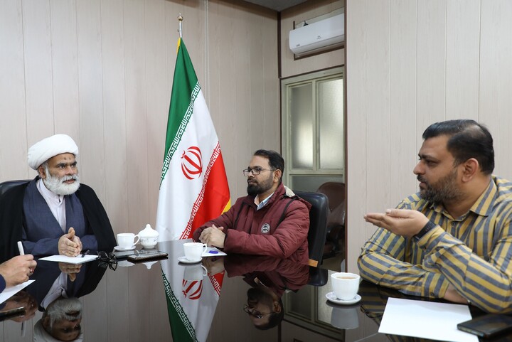 হুজ্জাতুল ইসলাম ওয়াল মুসলিমিন মাওলানা মুনির হোসাইন খান হাওজা নিউজ কার্যালয় পরিদর্শন করেন/ছবি