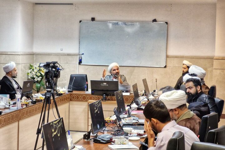 تصاویر/ اختتامیه دومین دوره مسابقه یادداشت نویسی