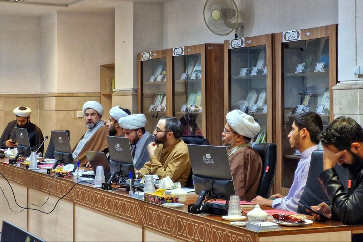 تصاویر/ اختتامیه دومین دوره مسابقه یادداشت نویسی