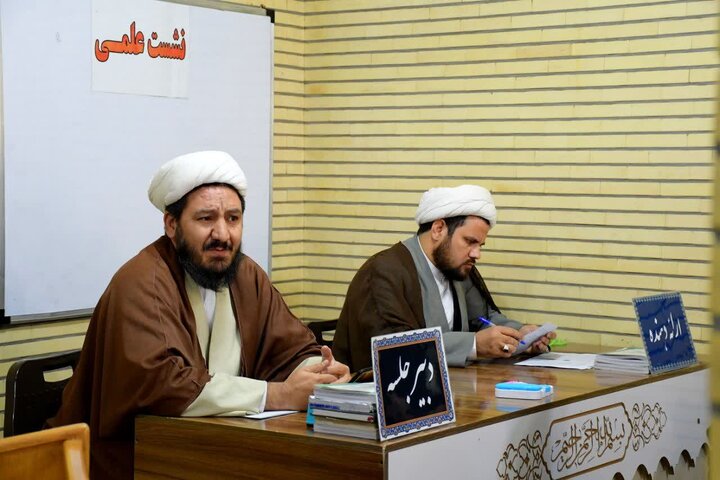 تصاویر/ نشست علمی در مدرسه علمیه رسول اکرم (ص) تکاب