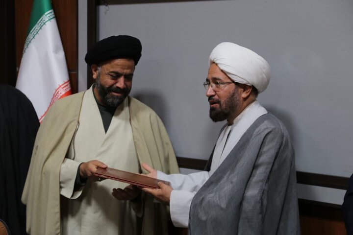 تصاویر/ برگزاری هرچه باشکوه‌تر مراسم معنوی اعتکاف در شهرستان اشکذر