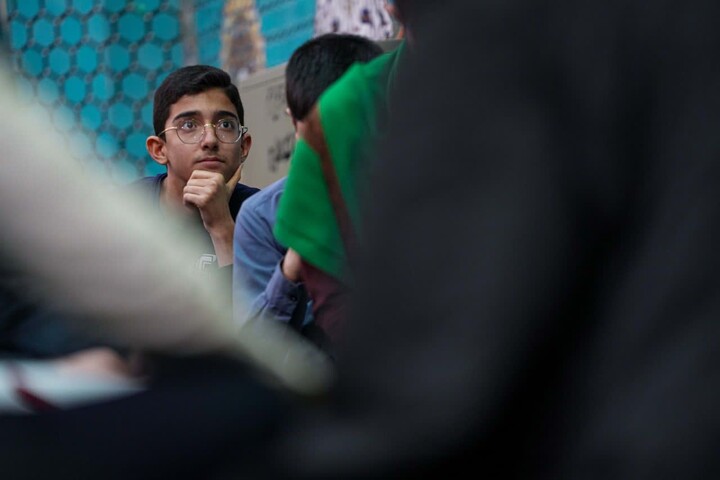 تصاویر/  حضور طلاب روزه‌ دار در امامزاده سیدجعفر محمد علیه‌السلام یزد