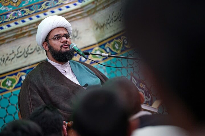 تصاویر/  حضور طلاب روزه‌ دار در امامزاده سیدجعفر محمد علیه‌السلام یزد