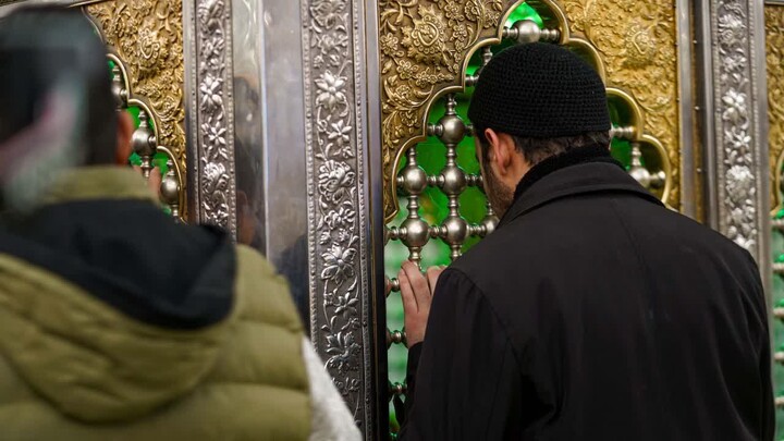 تصاویر/  حضور طلاب روزه‌ دار در امامزاده سیدجعفر محمد علیه‌السلام یزد