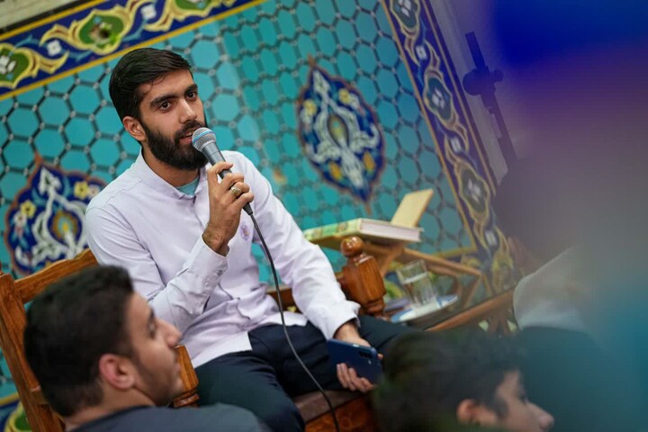 تصاویر/  حضور طلاب روزه‌ دار در امامزاده سیدجعفر محمد علیه‌السلام یزد