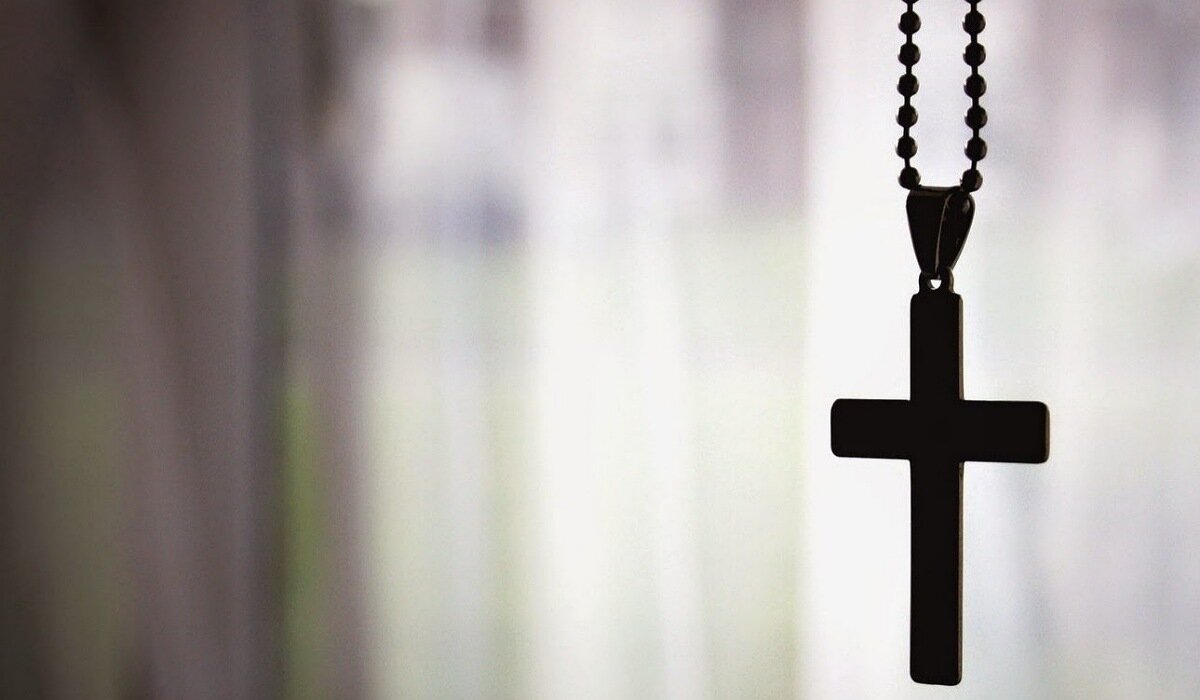 احکام شرعی | تغییر مصلحتی دین برای مهاجرت