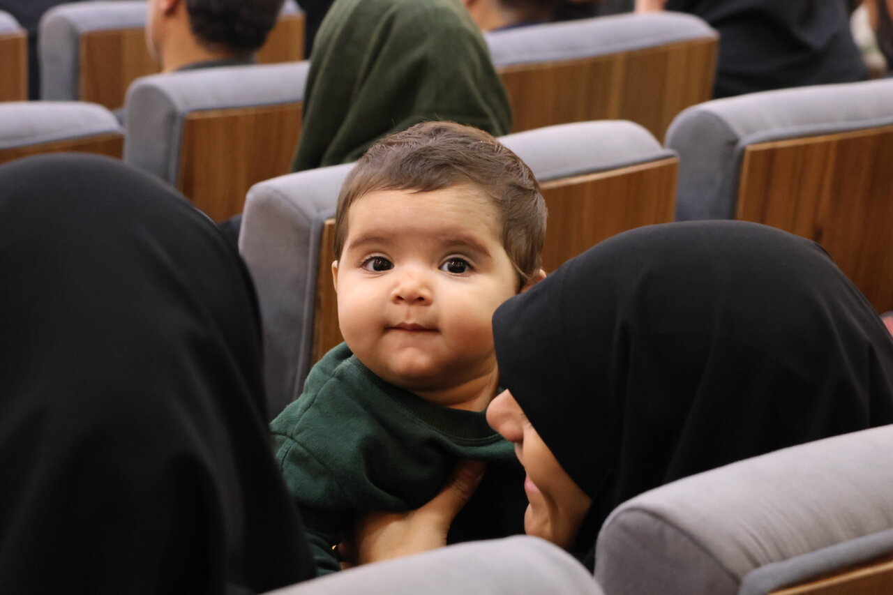 ارتباط حوزه و دانشگاه برای حل مسائل جامعه مورد توجه باشد