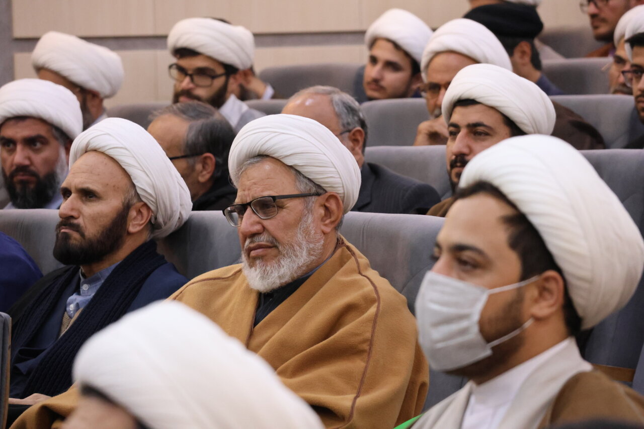 وحدت حوزه و دانشگاه در گرو تعامل عمیق علم و دین است