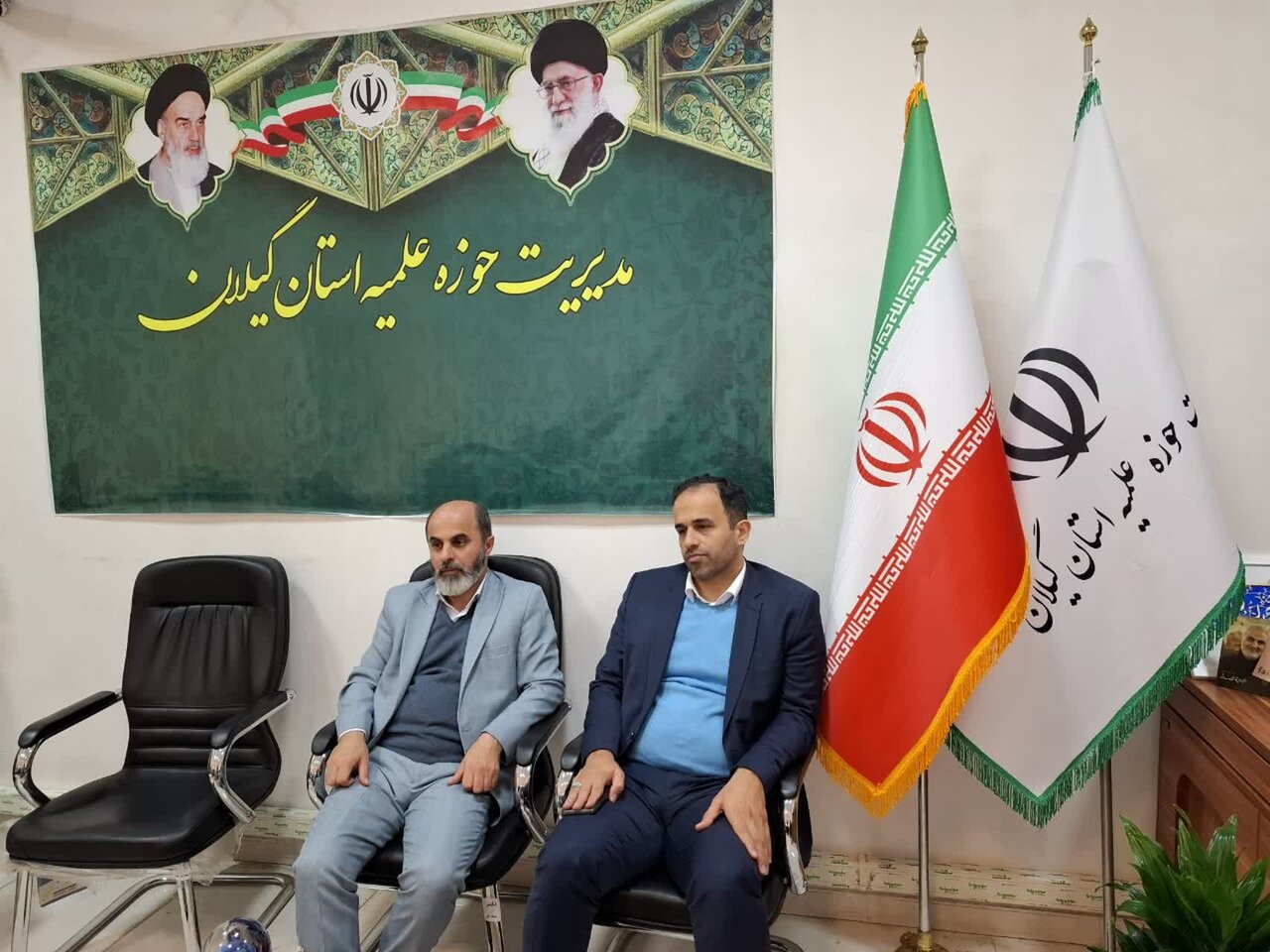 راه‌های گسترش همکاری‌های فرهنگی حوزه علمیه و شهرداری رشت بررسی شد + عکس