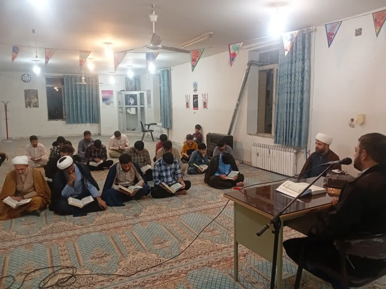 پایش قرآنی طلاب مدارس علمیه منطقه کاشان برگزار شد