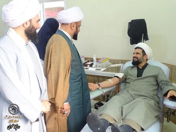 پویش نذر اهدای خون با مشارکت طلاب و روحانیون گیلانی