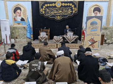 برگزاری یکصد و هشتاد و هشتمین محفل قرآنی در بقعه علی بن بابویه قمی